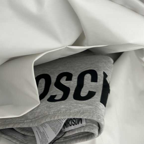 Moschino diaper bag with changing pad- brand new with tags - Picture 6 of 7